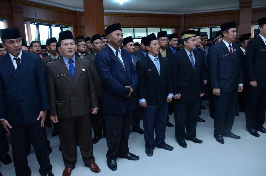 Pelantikan Pejabat Eselon II, III, IV dan Kepala Sekolah Oleh Bupati OKI