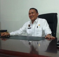 Kepala BPN OKI Iswardi.pjg