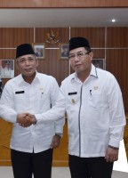 Selama Iskandar Umroh, Wakil Bupati OKI, H. M. Rifai, SE akan melaksanakan tugas-tugas Bupati OKI
