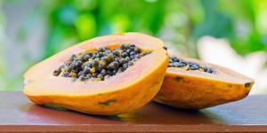 unik-ini-7-manfaat-sehat-yang-disimpan-si-kecil-biji-pepaya