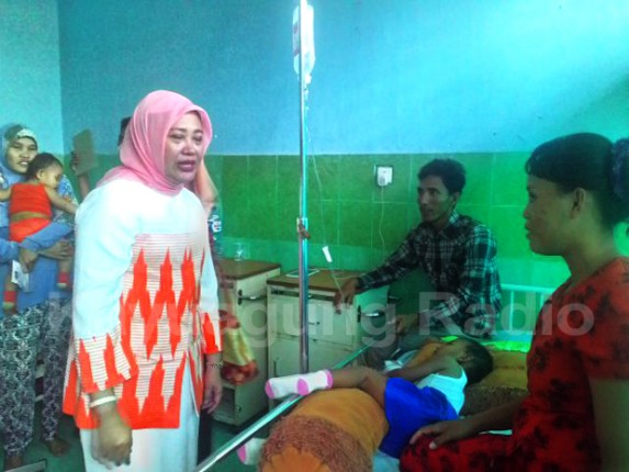 dinkes oki adakan baksos di pampangan