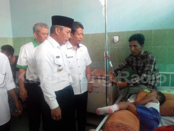 dinkes oki dan bupati oki adakan baksos di pampangan oki