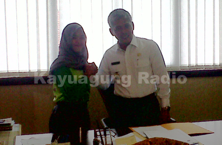 Sampoerna Agro dan Kabag Humas dan Protokol serta Forum Jurnalis OKI adakan pelatihan eco journalism 2016