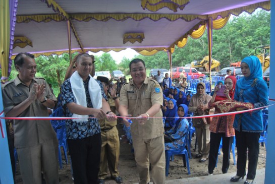 Pamkab OKI Kembali Resmikan TPA. (Selasa 27/12/16).