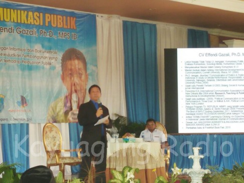 Effendi Gazali PhD MPS ID Diskusi Komunikasi Publik Pemerintah Kabupaten Ogan Komering Ilir (15/12/16)