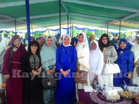 Pagelaran Seni Budaya Islami Kecamatan Jejawi (26/12/16). Hj Lindasari SE Ketua Dewan Kesenian Kab. OKI